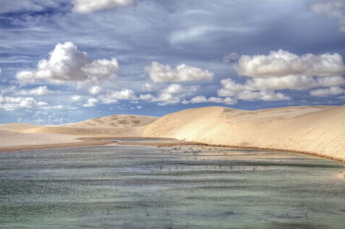 Оазис в пустелі (22 фото)