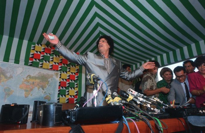 Як змінювався Муаммар Каддафі (24 фото)
