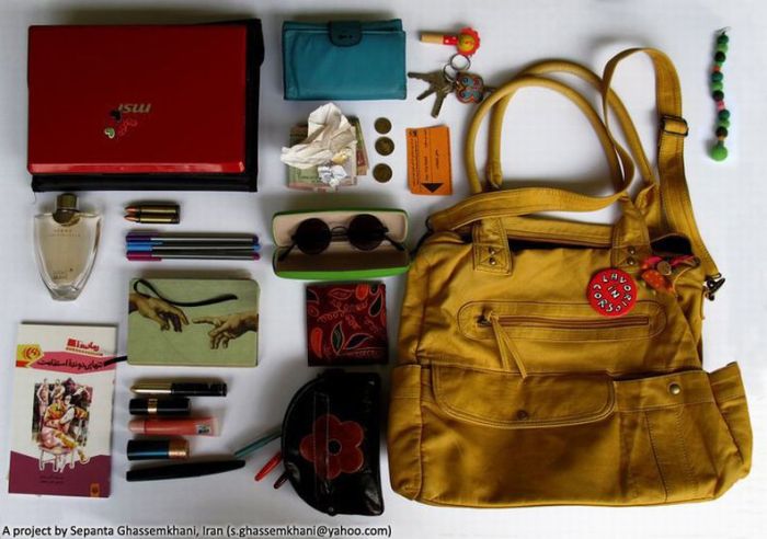 Що в сумках у іранців? (155 фото)