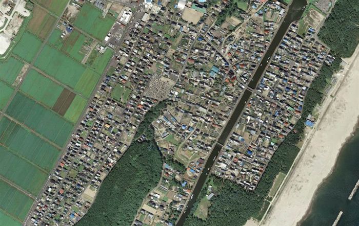 Японія до і після цунамі (42 фото)