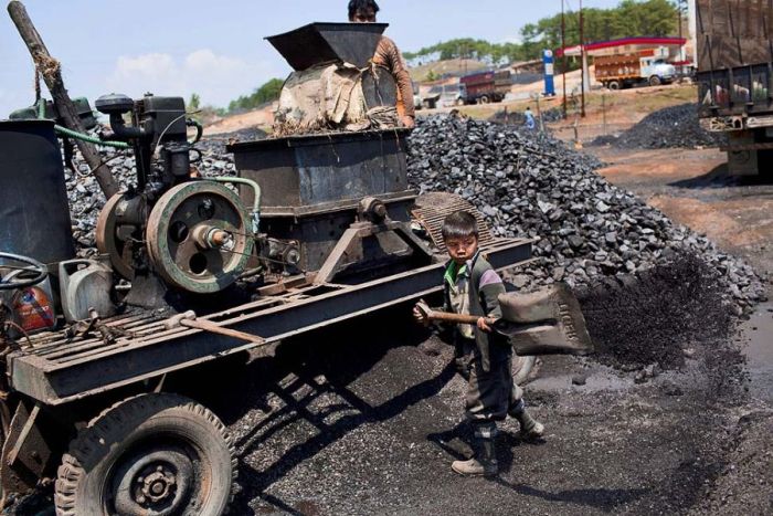 Діти на вугільних шахтах (28 фото)