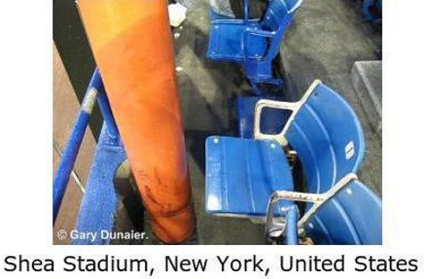 Найгірші місця на стадіоні (16 фото)