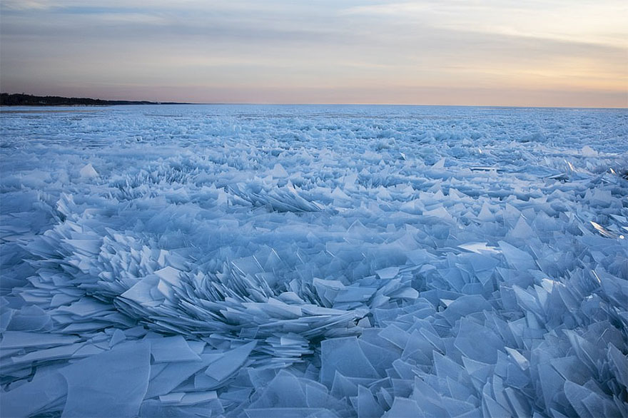 Красивые фото замерзшего озера Мичиган 