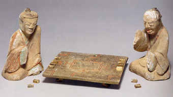 В гробнице самого недостойного императора Поднебесной нашли утраченные правила древней игры археология, археология