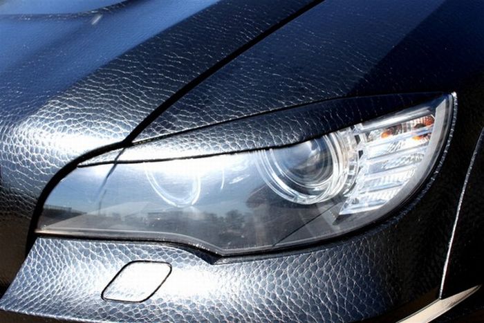 Шкіряний BMW X6 в Москві (7 фото)