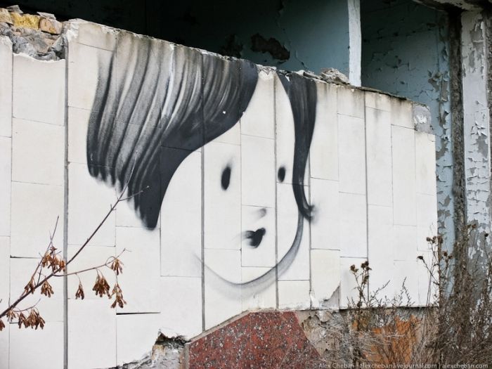 Графіті мертвого міста (33 фото)