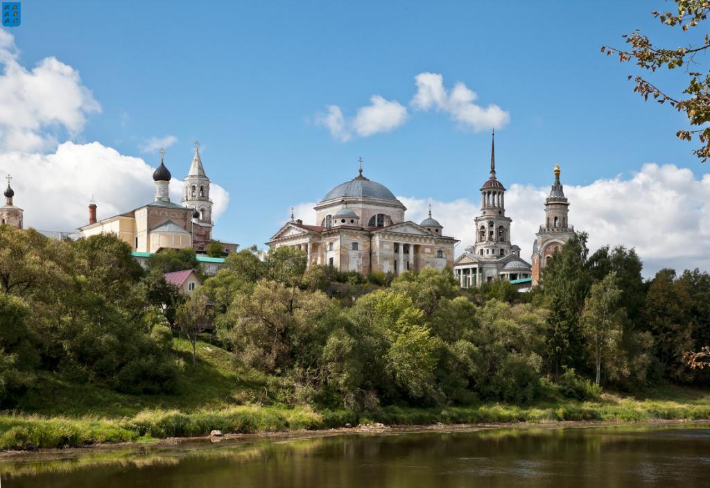 Новоторжский Борисоглебский монастырь: адрес с фото, история, святыни Религия