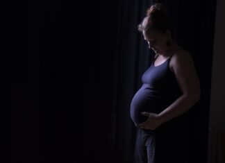 A futura divisão genética: como a seleção de embriões poderia ampliar a desigualdade