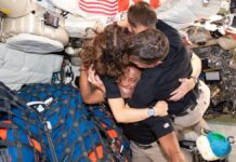 «Місячна радість» набирає обертів, коли NASA використовує нову крилату фразу космічної ери