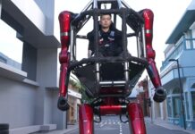 El robot ‘transformador’ gigante de China es real. Y en venta.
